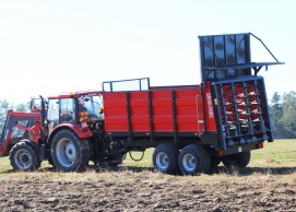 Meslo-kratytuvai-N267-8t_manure-spreader_n267_back-5f334f3e2705ad798114479c00a1a776.jpg