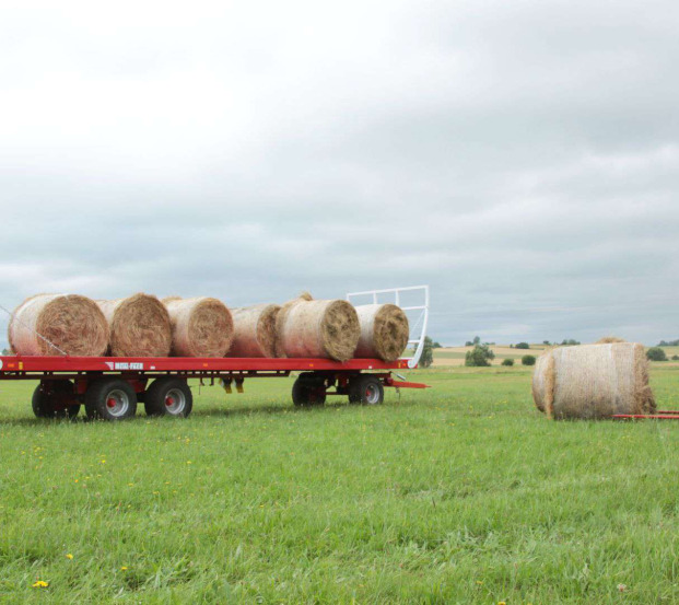 Zemes-ukio-priekaba-ritiniams-vezti-T014-1-9t-1_platform-for-transport-bales_t014-574767bde093c68cf2b9882b6c19a878.jpg